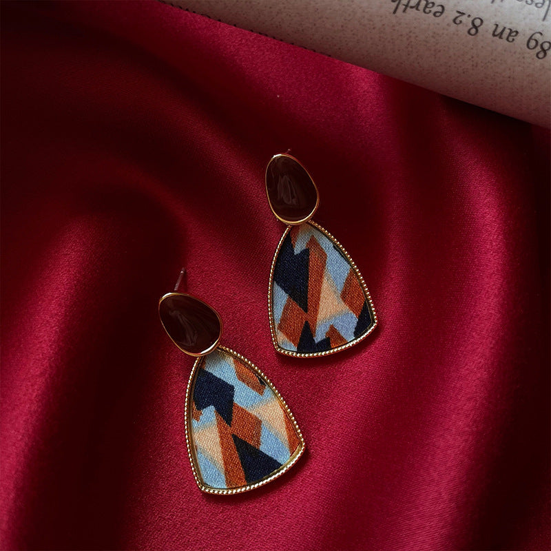 Red wine retro portuguese style earrings